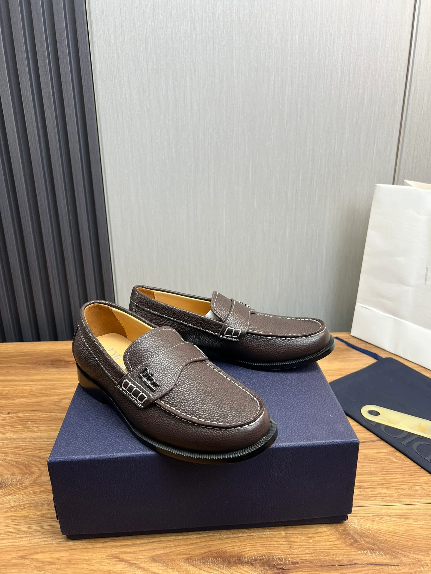 Men's men's shoes💰560💰 Dior men's business casual leather shoes👞all use imported original brand leather, just to create a more comfortable wearing experience, upper: original cowhide➕imported sheepskin lining, original non-slip and wear-resistant rubber outsole✔️36-45 (38.45 non-returnable)